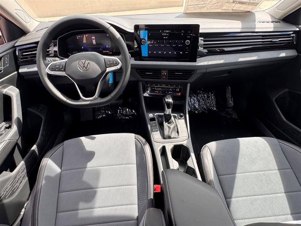 2025 Volkswagen Jetta for sale in Porter Ranch, California