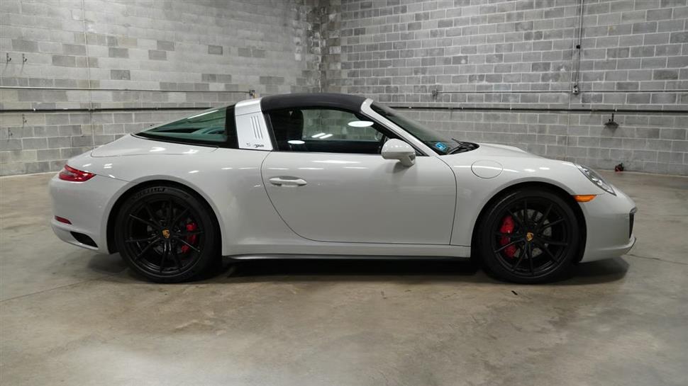 2018 Porsche 911 for sale in Clifton, New Jersey
