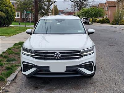2022 Volkswagen Tiguan lease in Far Rockaway,NY - Swapalease.com