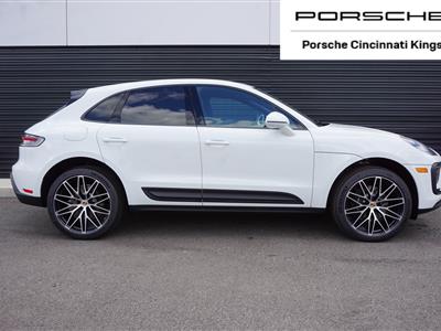 2023 Porsche Macan lease in Cincinnati,OH - Swapalease.com