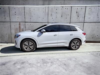 2023 Audi Q4 e-tron lease in Houston,TX - Swapalease.com