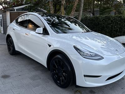 2023 Tesla Model Y lease in Miami,FL - Swapalease.com