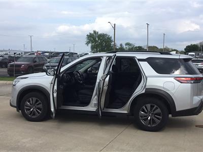 2022 Nissan Pathfinder lease in Cincinnati,OH - Swapalease.com