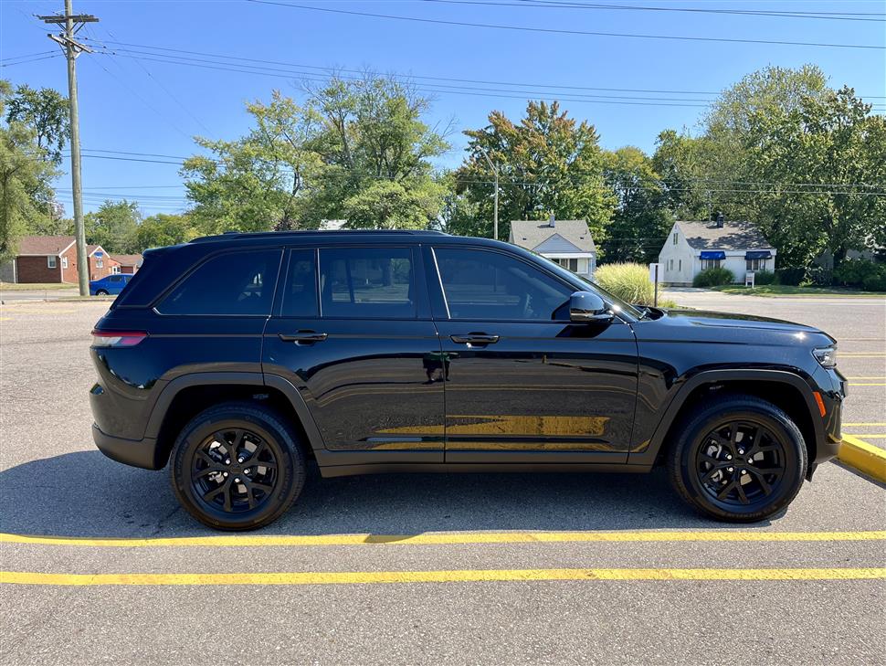 2024 Jeep Grand Cherokee for sale in Berkley, Michigan