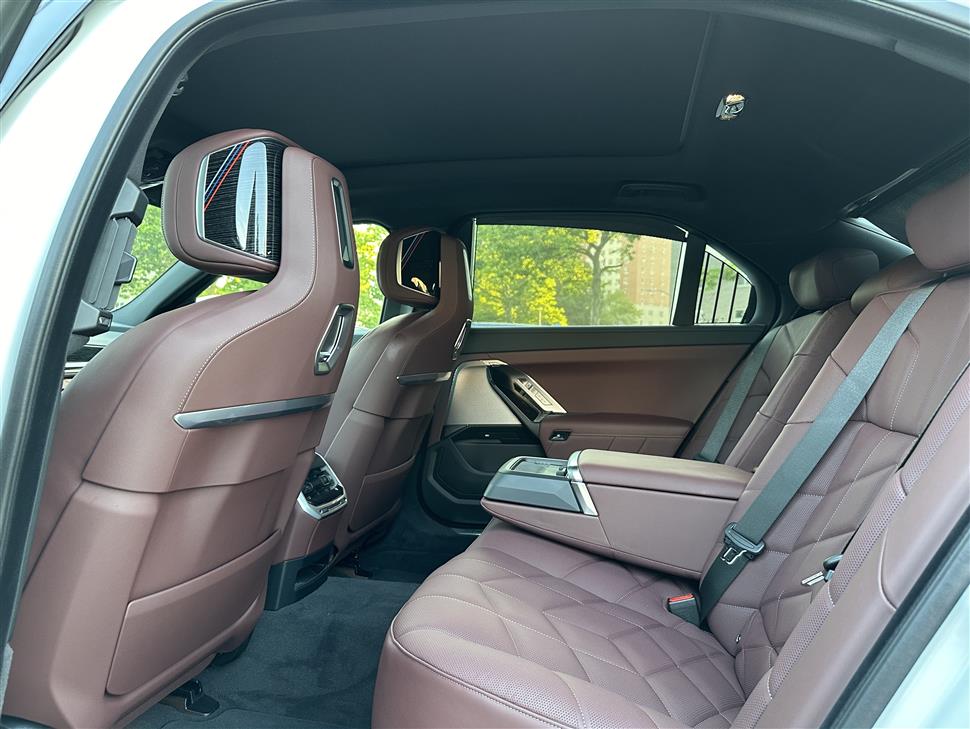 2024 BMW 7 Series for sale in BROOKLYN, New York