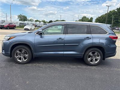 2019 Toyota Highlander for sale in Cincinnati,OH