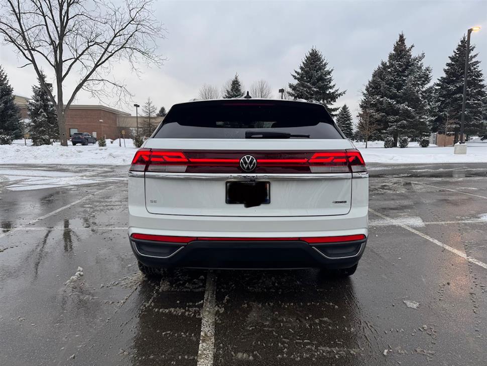 2024 Volkswagen Atlas Cross Sport for sale in Auburn Hills, Michigan