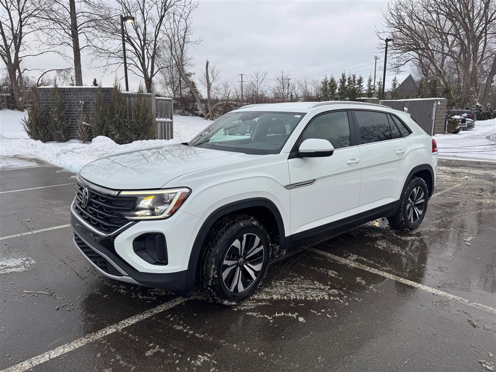2024 Volkswagen Atlas Cross Sport for sale in Auburn Hills, Michigan
