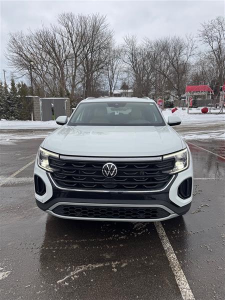 2024 Volkswagen Atlas Cross Sport for sale in Auburn Hills, Michigan