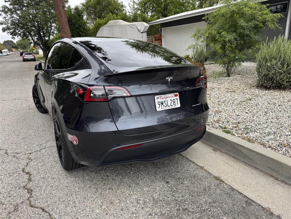 2024 Tesla Model Y for sale in Reseda, California