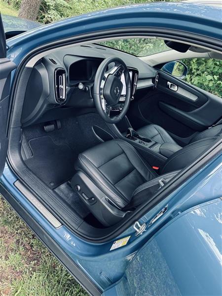 2024 Volvo XC40 for sale in Lodi, New Jersey