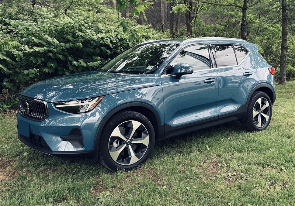 2024 Volvo XC40 for sale in Lodi, New Jersey