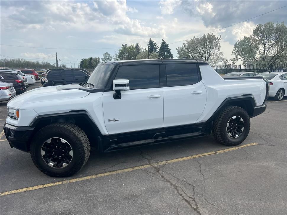 2023 GMC Hummer EV for sale in West Bloomfield, Michigan