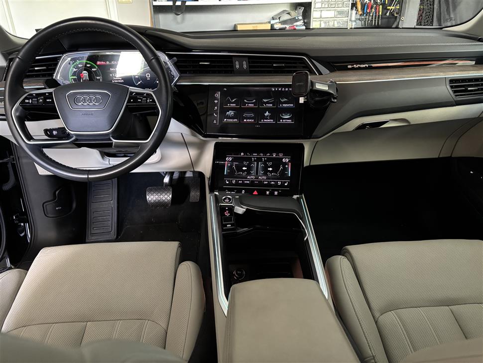 2024 Audi Q8 e-tron for sale in Conshohocken, Pennsylvania