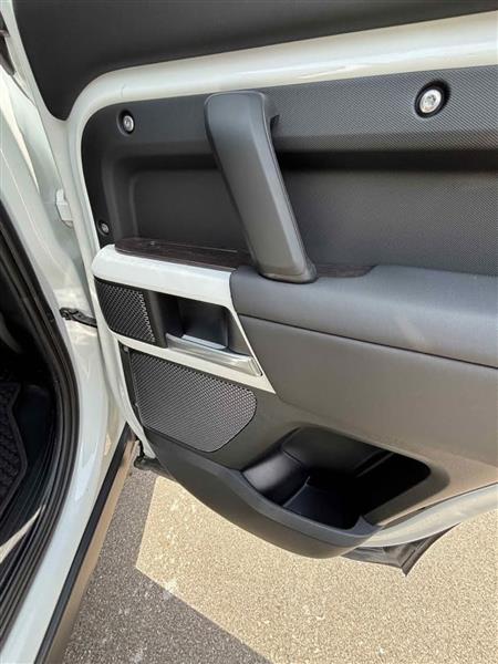 2024 Land Rover Defender for sale in Farmington Hills, Michigan