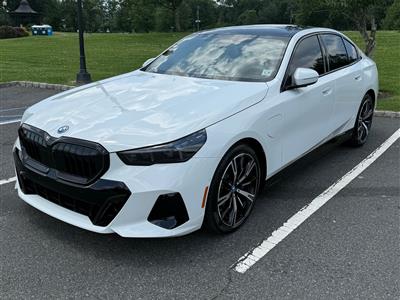 2025 BMW 5 Series lease in Montclair ,NJ