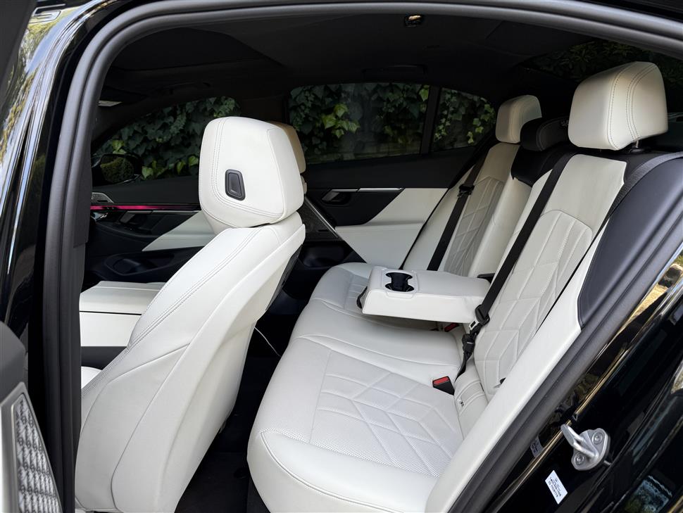 2024 BMW i5 for sale in Woodland Hills, California