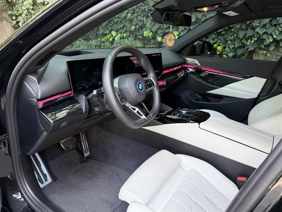 2024 BMW i5 for sale in Woodland Hills, California