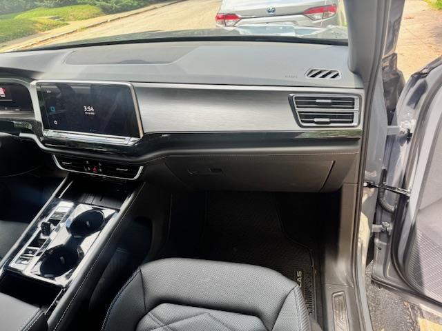 2025 Volkswagen Atlas Cross Sport for sale in Philadelphia, Pennsylvania