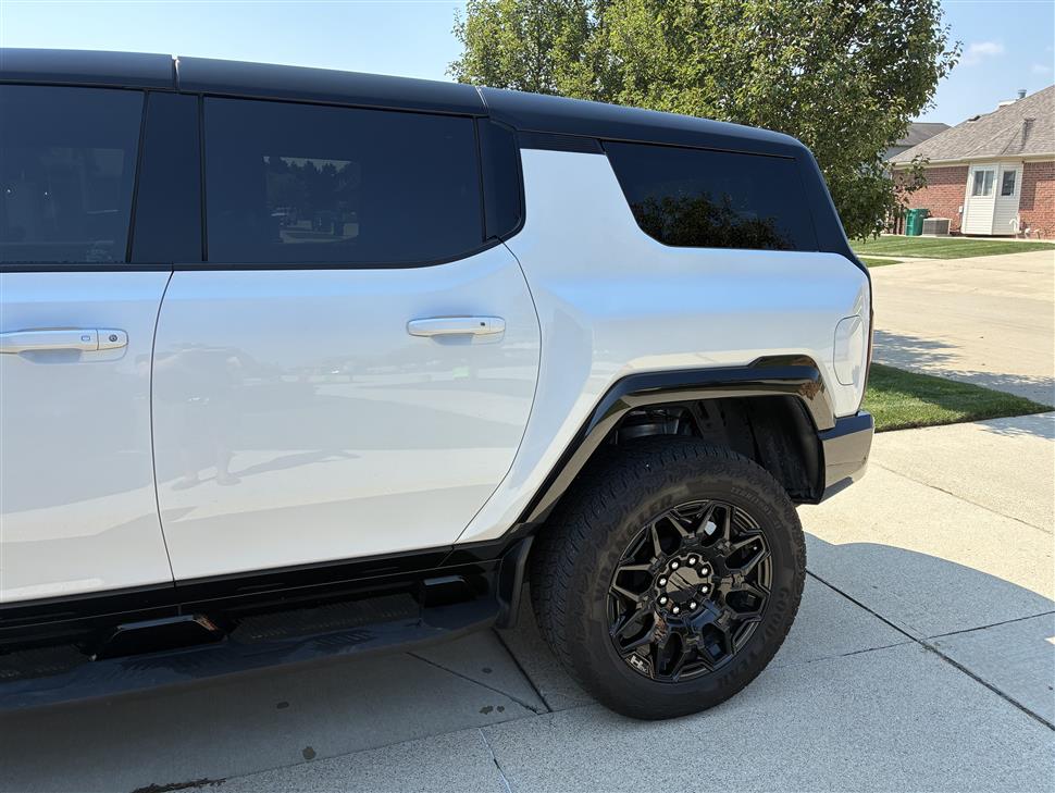2025 GMC Hummer EV for sale in Macomb, Michigan