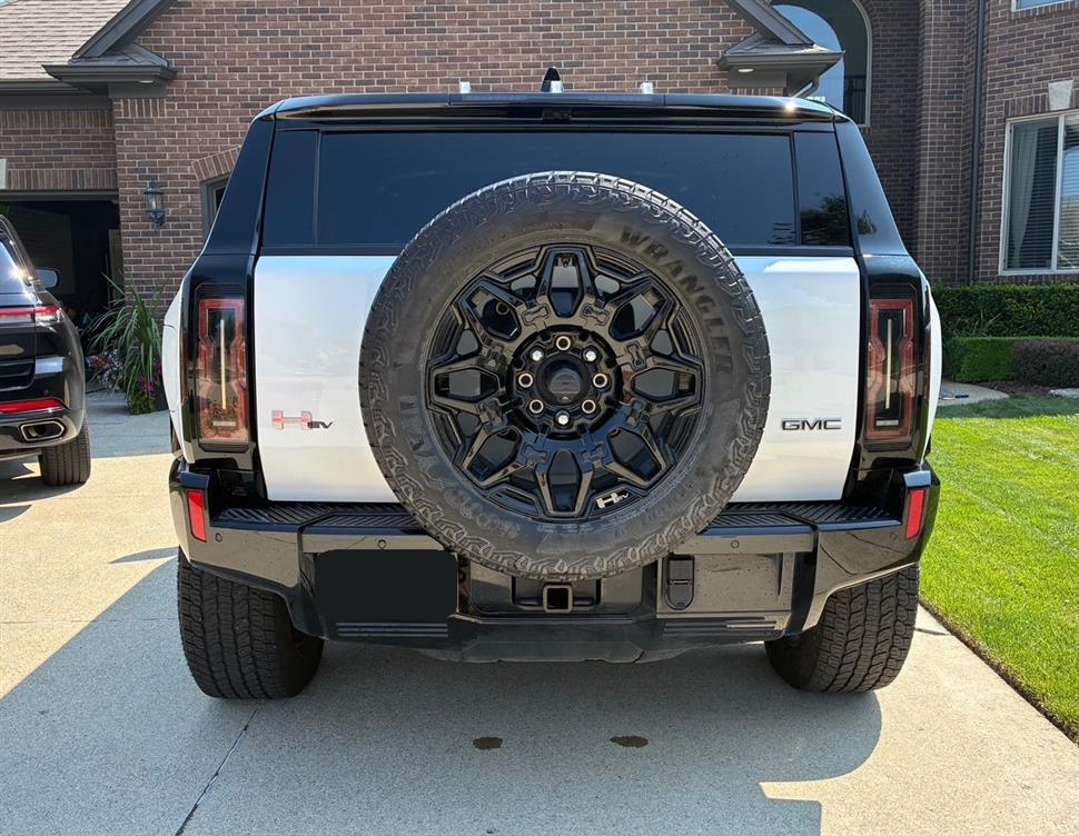 2025 GMC Hummer EV for sale in Macomb, Michigan