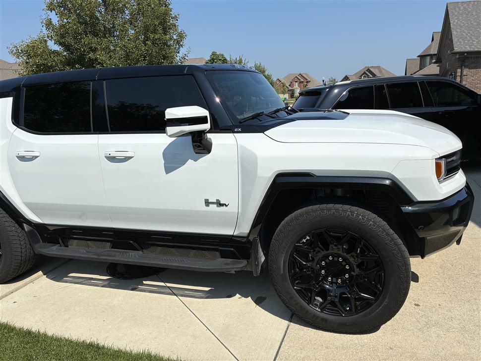 2025 GMC Hummer EV for sale in Macomb, Michigan