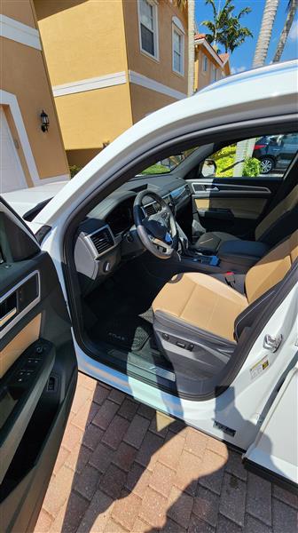 2023 Volkswagen Atlas Cross Sport for sale in Boynton Beach, Florida