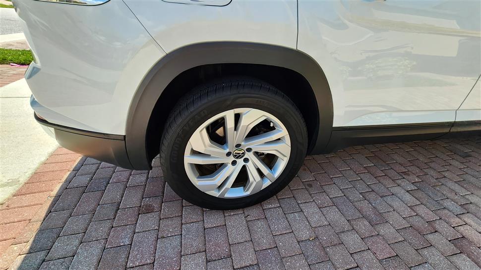 2023 Volkswagen Atlas Cross Sport for sale in Boynton Beach, Florida