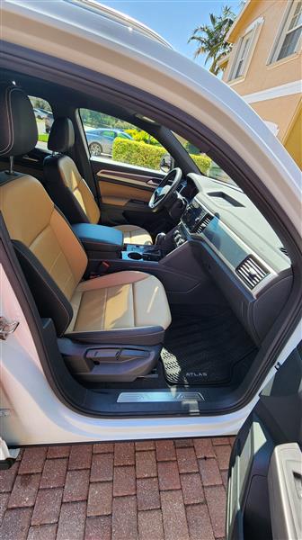 2023 Volkswagen Atlas Cross Sport for sale in Boynton Beach, Florida