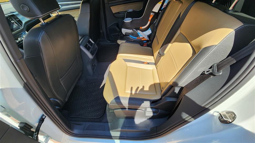 2023 Volkswagen Atlas Cross Sport for sale in Boynton Beach, Florida