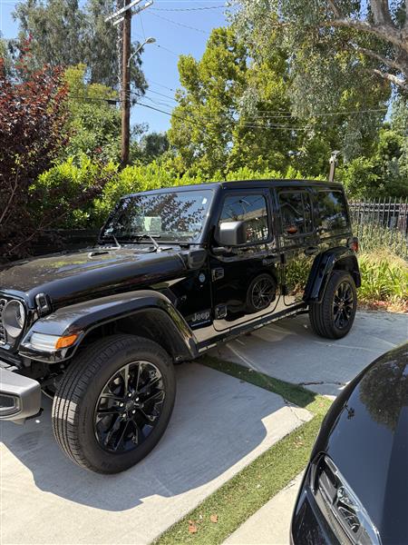 2024 Jeep Wrangler for sale in Tarzana, California