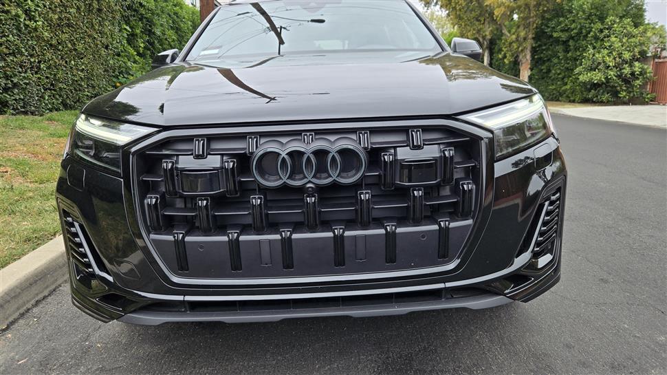 2025 Audi Q7 for sale in Reseda, California