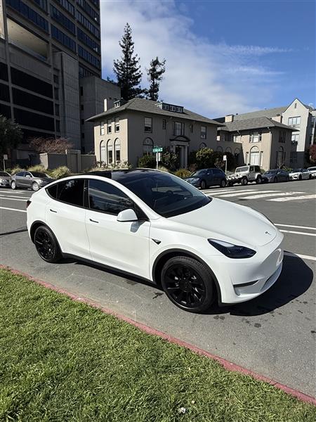 2025 Tesla Model Y for sale in Oakland, California