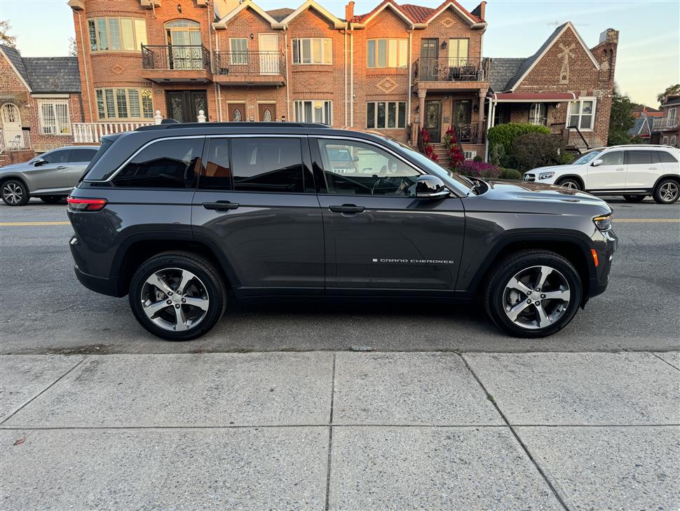 2024 Jeep Grand Cherokee for sale in Flushing, New York