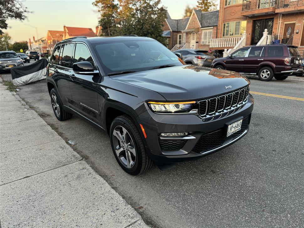 2024 Jeep Grand Cherokee for sale in Flushing, New York