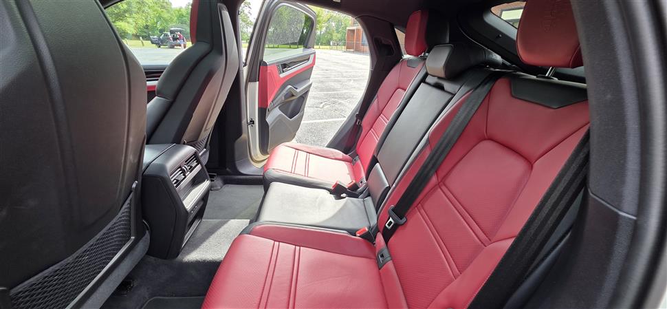 2024 Porsche Cayenne Coupe for sale in Roslyn Heights, New York