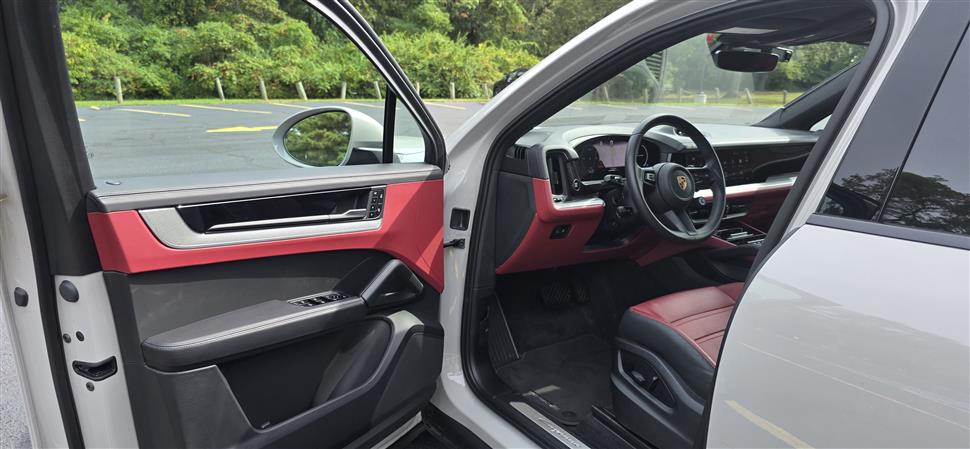 2024 Porsche Cayenne Coupe for sale in Roslyn Heights, New York
