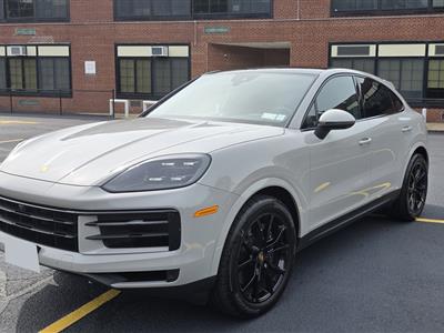 2024 Porsche Cayenne Coupe lease in Roslyn Heights,NY