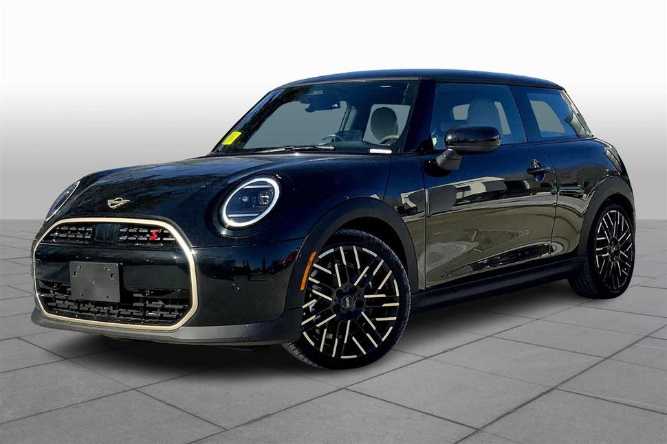 2025 MINI Hardtop 2 Door for sale in EVERETT, Massachusetts