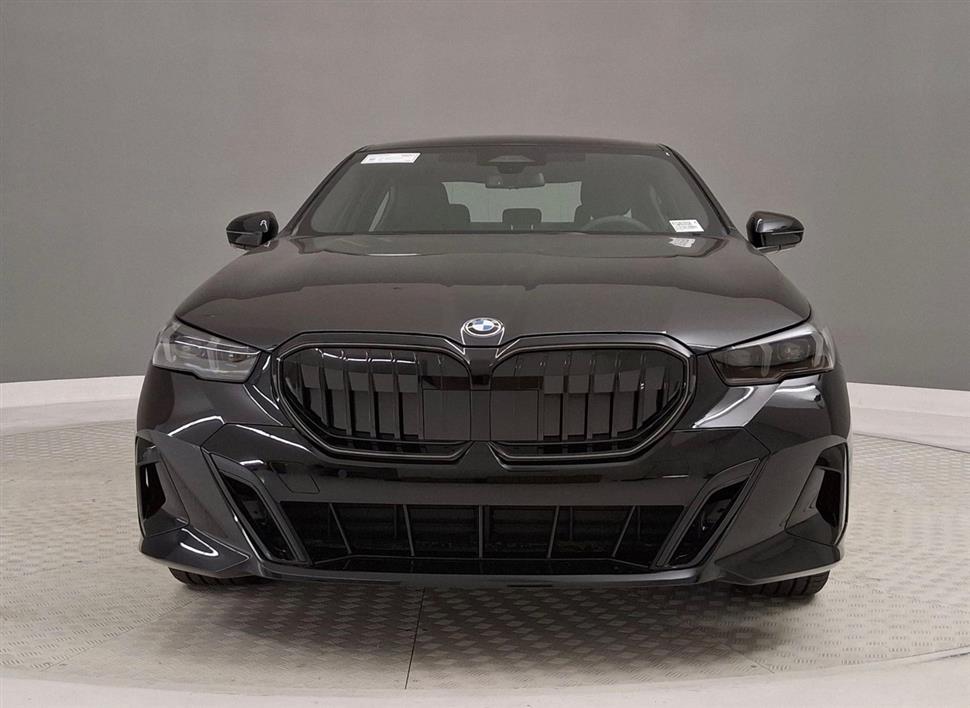 2026 BMW 5 Series for sale in Tarzana, California