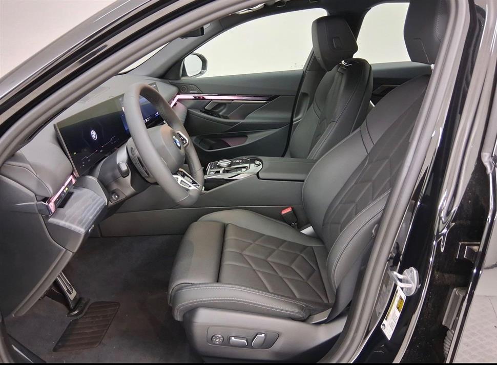 2026 BMW 5 Series for sale in Tarzana, California