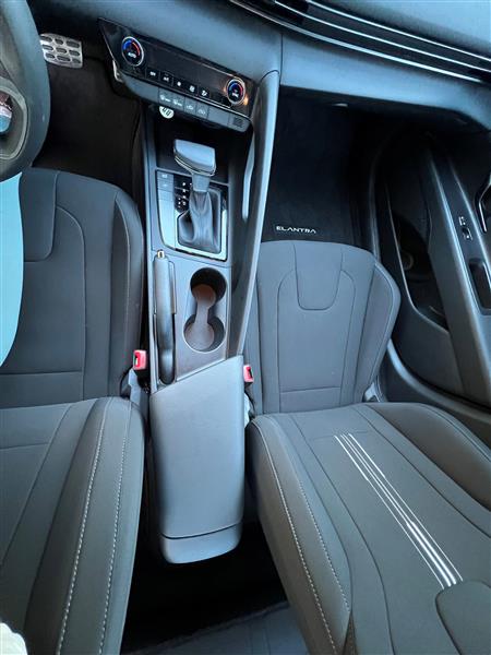 2025 Hyundai Elantra for sale in East Rockaway, New York