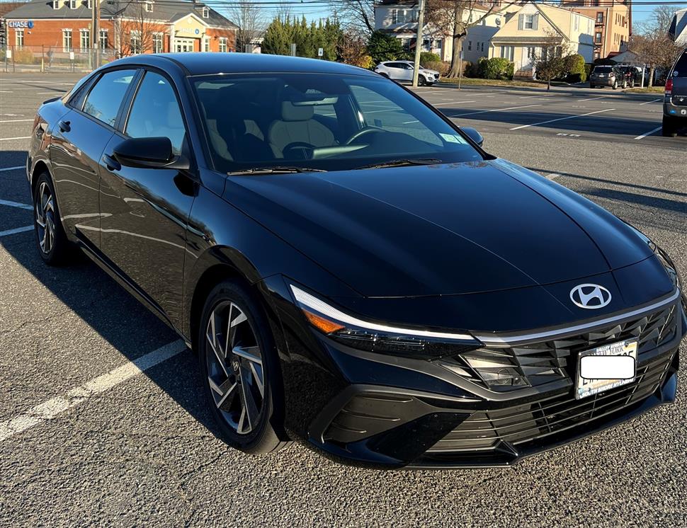 2025 Hyundai Elantra for sale in East Rockaway, New York