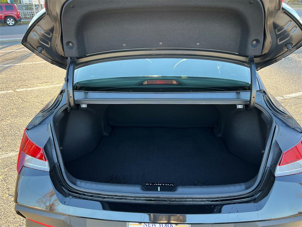 2025 Hyundai Elantra for sale in East Rockaway, New York
