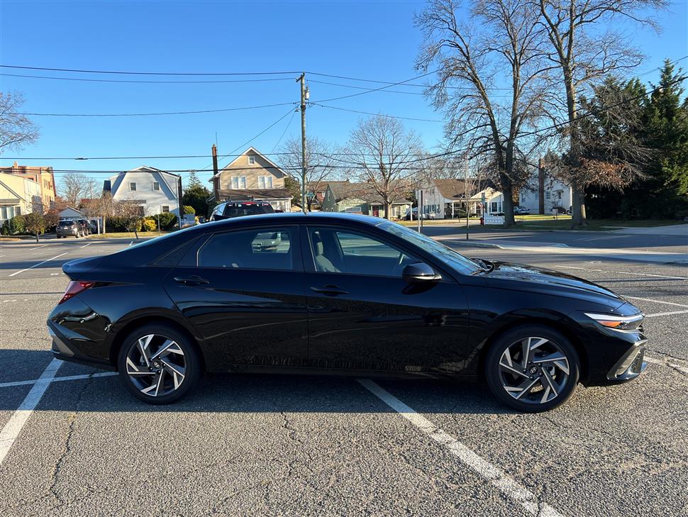 2025 Hyundai Elantra for sale in East Rockaway, New York