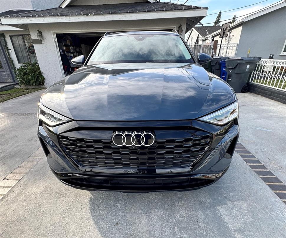 2024 Audi Q8 e-tron for sale in Lakewood, California