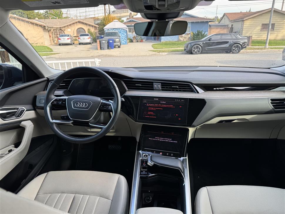 2024 Audi Q8 e-tron for sale in Lakewood, California