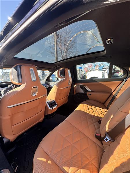 2024 BMW i7 for sale in Roslyn Heights , New York