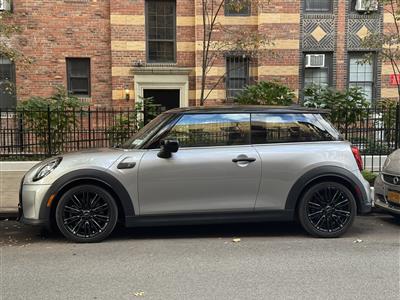 2024 MINI Hardtop 2 Door lease in Essex Fells,NJ