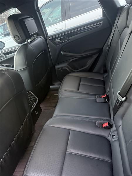 2025 Porsche Macan for sale in Merrick, New York